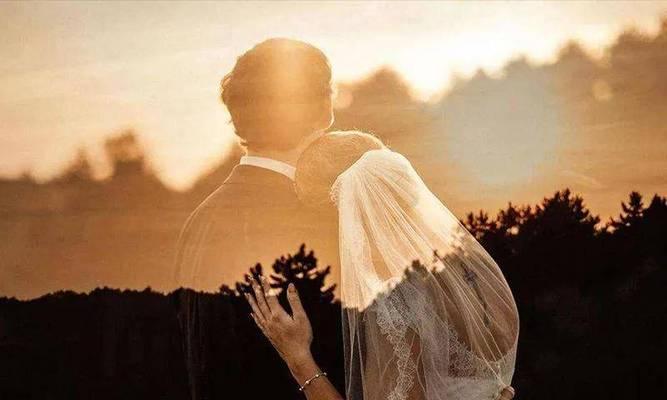 婚姻中一方出轨了该不该离婚？如何处理出轨带来的婚姻危机？  第2张