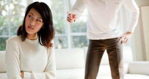 精神出轨和肉体出轨哪个更严重？如何处理婚姻中的不忠行为？  第2张