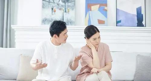 觉得自己不适合谈恋爱是什么心理？如何克服恋爱恐惧？  第1张