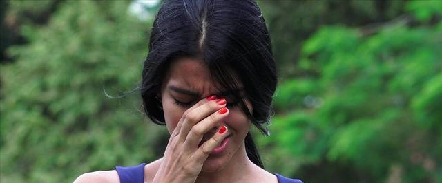 男朋友和前女友有联系怎么办？如何处理这种情况？  第1张