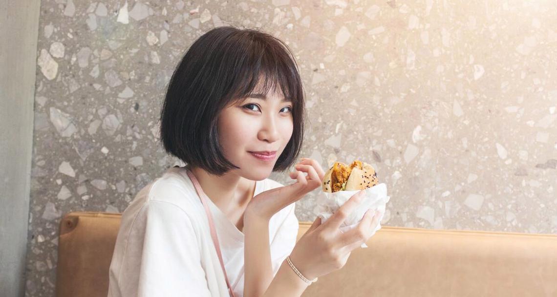 如何在挽回期女生有新目标时重新吸引她？  第3张