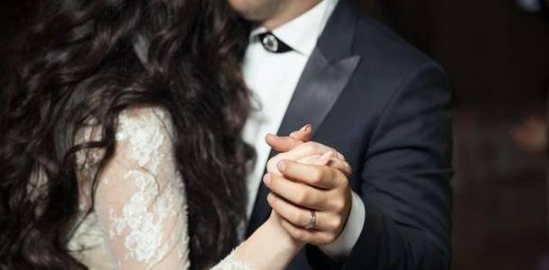 离婚后放不下前夫怎么办？如何处理情感困扰并向前看？  第1张