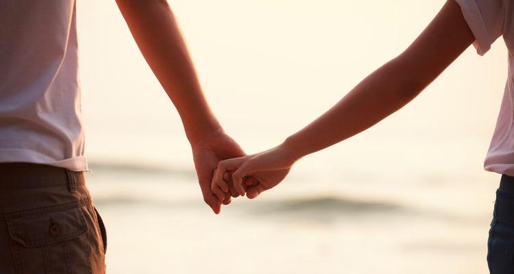 面对老婆出轨怎么办最好？有效应对策略有哪些？  第1张