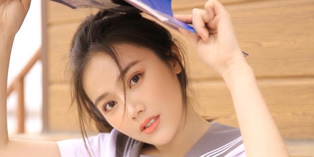 前女友主动聊天但回避复合话题，她的真实意图是什么？  第1张