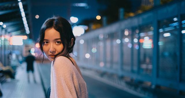 如何处理长期等待离婚未果的情感困境？  第1张