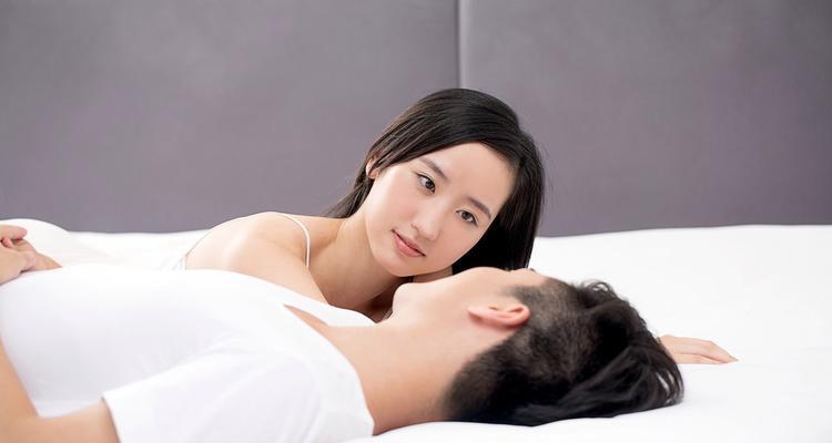 如何用三招挽回女友的心？挽回女朋友的正确方法是什么？  第1张