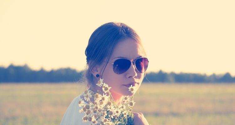 送什么礼物能挽回前女友的心？有效挽回策略有哪些？  第2张
