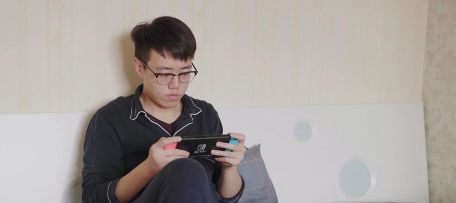 异地恋男友劈腿的原因是什么？如何应对这种情况？  第1张
