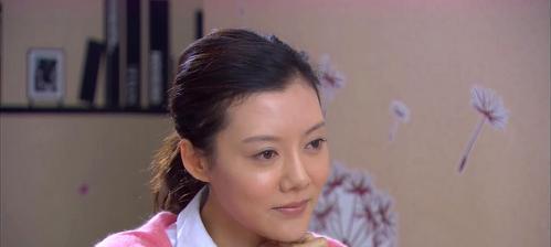 我是女的爱上一个女孩父母逼我结婚怎么办？如何处理家庭压力和自我认同？  第3张