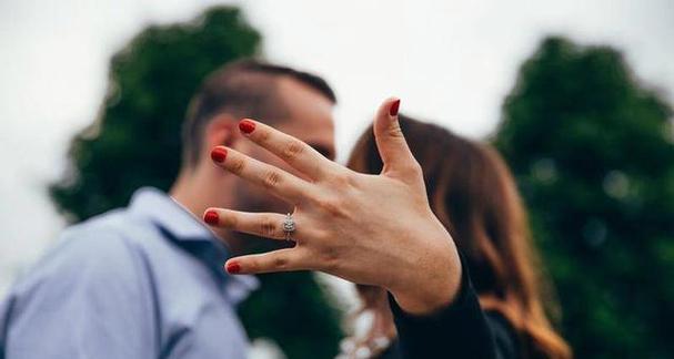 我太作男朋友提出分手了怎么办？如何挽回他的心？  第1张