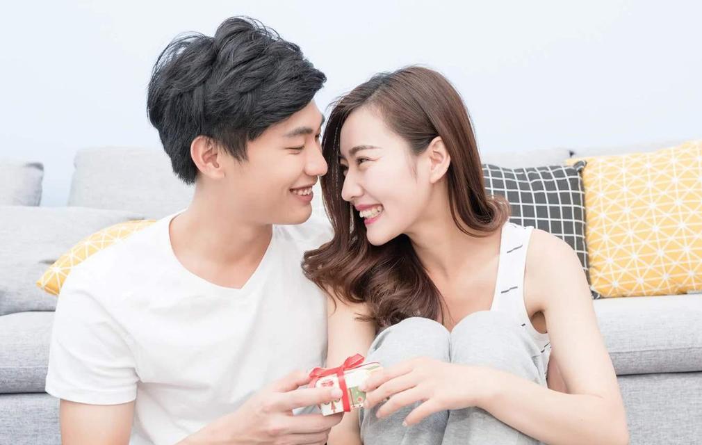 异地恋吵架冷战男朋友很冷淡怎么办？如何修复感情？  第3张