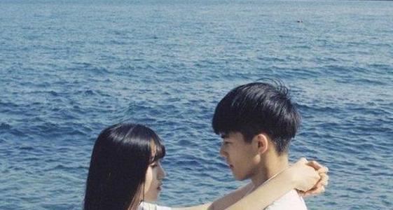 如何挽回异地劈腿男友？找准时机的策略是什么？  第1张