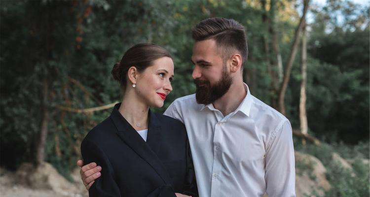 因为物质而选择结婚的女生会幸福吗？她们的婚后生活如何？  第1张