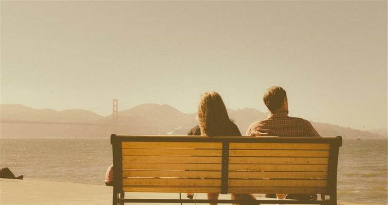 如何挽回精神出轨的老婆？情感专家教你有效方法？  第2张