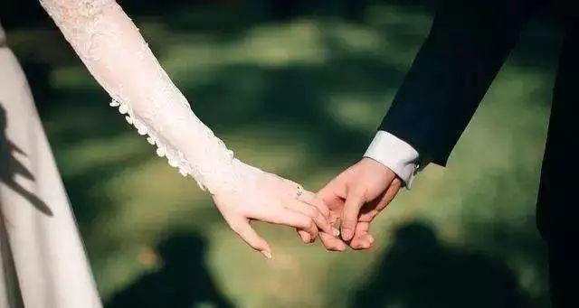 丧偶式婚姻如何继续？婚姻中缺乏沟通怎么办？  第2张