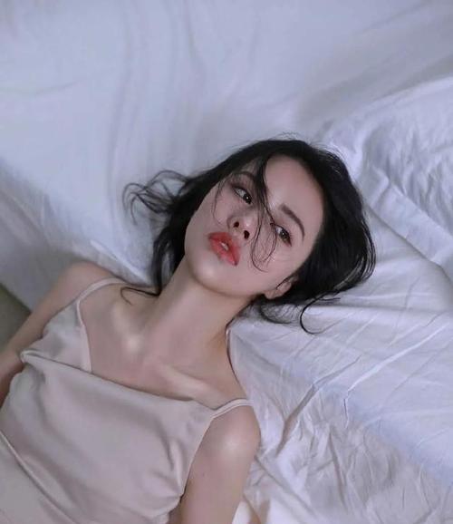 怎么跟男朋友聊天他说我幼稚不成熟？如何改善沟通技巧？  第1张