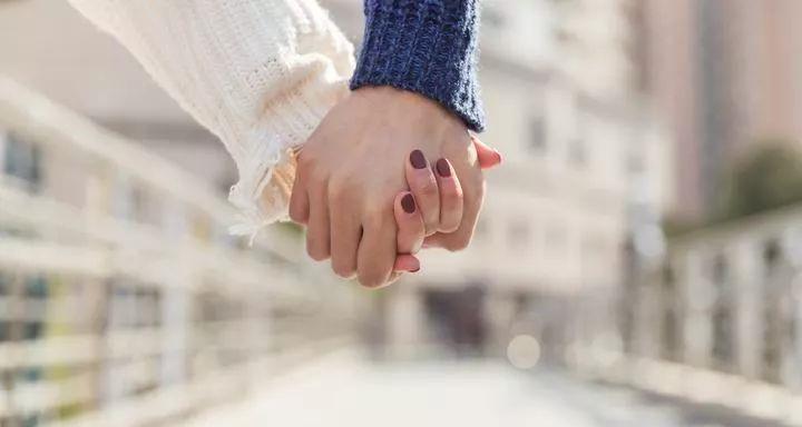 婚姻里女人为什么会感觉自己不被爱？如何改善夫妻关系？  第1张