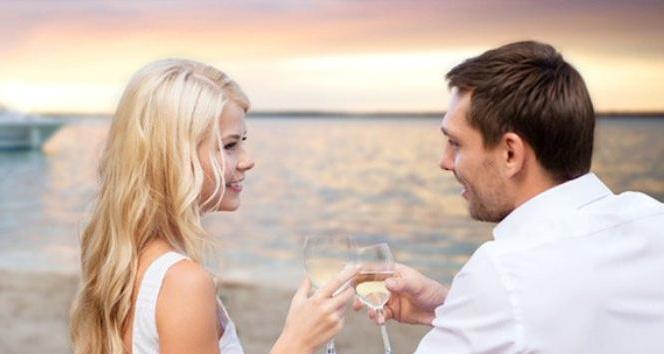 婚姻中女人的哪些话最易引发男人出轨？如何避免这种情况？  第1张