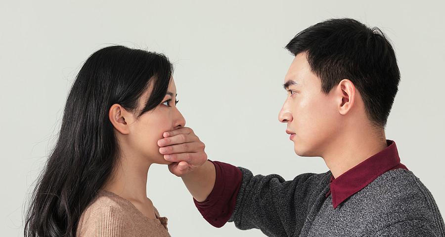 家庭冷暴力有哪些具体表现？如何识别和应对？  第2张