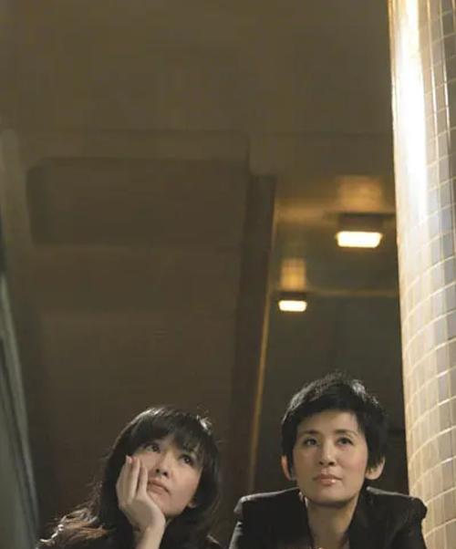 道别时的礼仪有哪些？百合和拉拉的区别是什么？  第1张