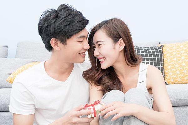 妻子如何应对第三者插足？挽回婚姻的有效策略是什么？  第3张