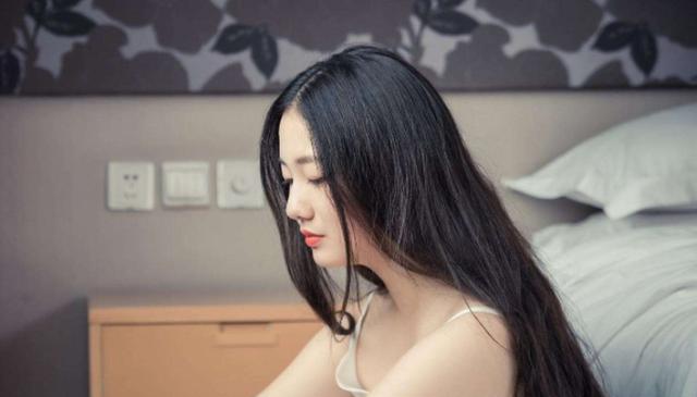 老公背着你和异性暧昧该怎么办？如何处理婚姻中的信任危机？  第3张