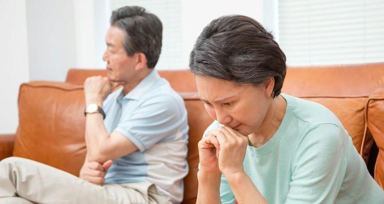 老公冷落我偏心婆婆我该怎么办？如何处理家庭关系中的偏心问题？  第2张