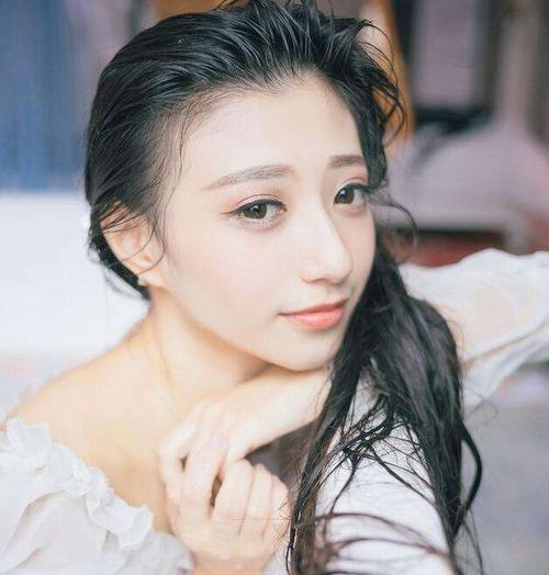 老公太宠我怎么办？如何平衡夫妻间的宠爱与独立？  第2张