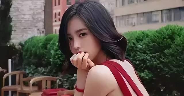女生如何根据自身特征打扮自己？如何找到最适合自己的风格？  第2张