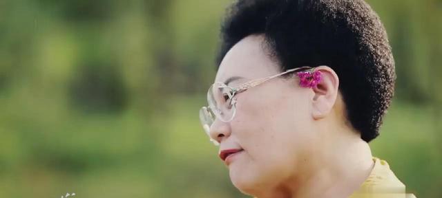 如何应对婆婆背后说坏话的情况？有效沟通技巧是什么？  第2张