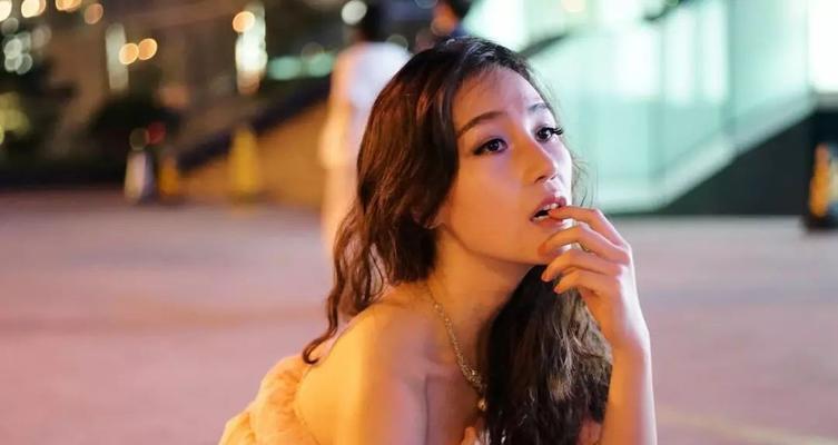 如果前男友还爱你是什么表现？如何识别他的真实感情？  第2张