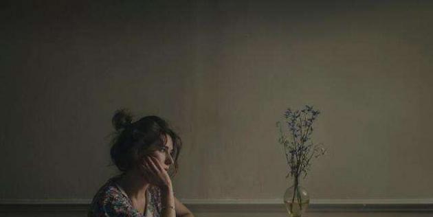 如何摆脱失恋阴影？有效方法和步骤是什么？  第2张