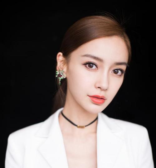 如何成为一名可爱女人？有哪些必备的特质和习惯？  第2张