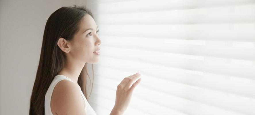 出轨的女人怎样挽回婚姻对症下药？有效策略有哪些？  第1张
