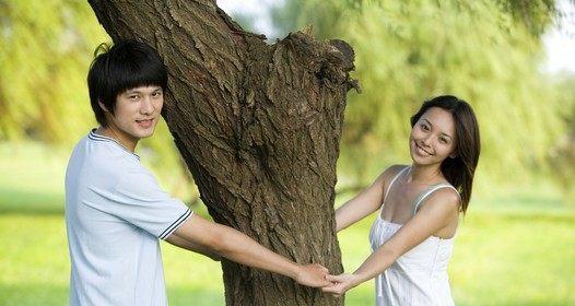 复合后男友态度冷淡是为什么？如何改善关系？  第2张