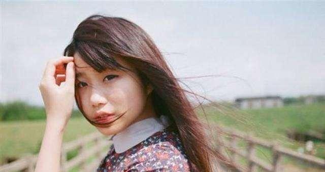 被女孩拒绝后还能再追吗？如何正确处理这种情况？  第3张