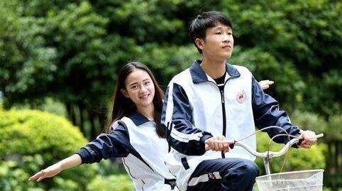 早恋感情如何处理？继续还是结束？  第3张