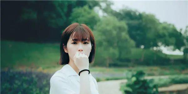 分手后挽回女友的小技巧有哪些？后悔了怎么挽回感情？  第3张