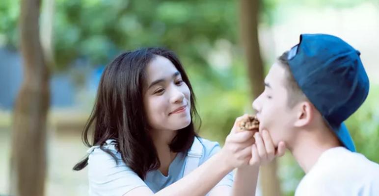 女友说和我在一起很累怎么办？如何改善关系缓解压力？  第1张