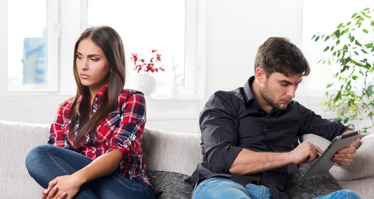 精神肉体出轨后挽回有多难？如何修复破裂的关系？  第1张