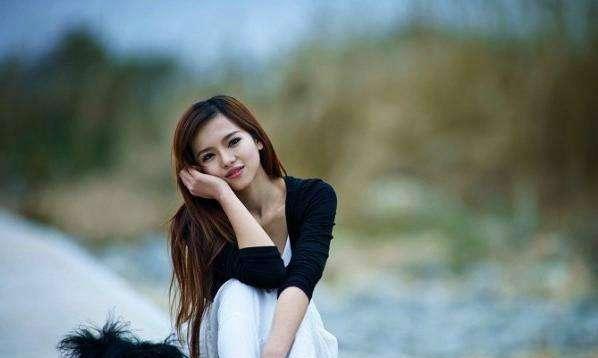 婚外情中男人主动分手并拉黑你，他是否曾真心爱过？  第2张