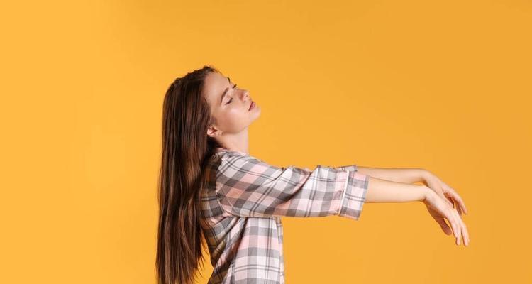 梦见穿婚纱意味着什么？梦境解析与心理暗示？  第2张