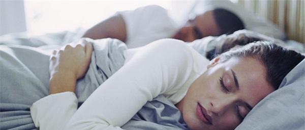 男人外遇了怎么办？如何处理婚姻中的背叛问题？  第1张