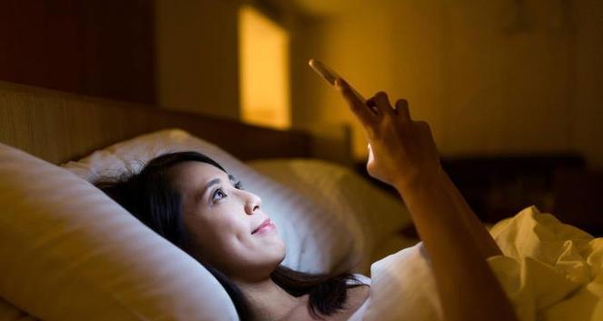 如何确认男友是否真的有暧昧对象？应对策略是什么？  第2张