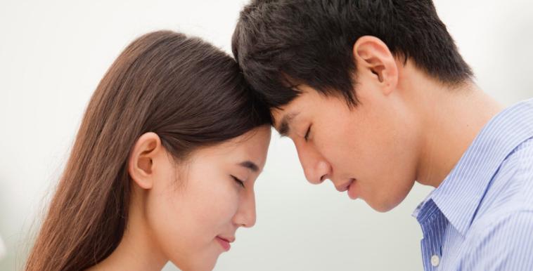 发现老公出轨的证据我该怎么办？如何处理婚姻中的背叛？  第1张