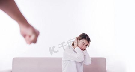 夫妻吵架冷战怎么解决？有效沟通技巧有哪些？  第3张
