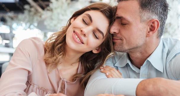 如何解决夫妻间因经济问题引发的争吵？  第3张