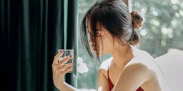 老公嫌弃我不会打扮要离婚怎么办？如何改善形象挽救婚姻？  第3张