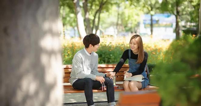 女人如何在恋爱关系中掌握主动权？掌握主动权的策略有哪些？  第3张