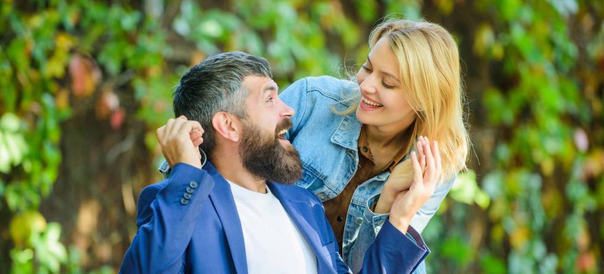 夫妻之间女方出轨怎么办？如何处理婚姻中的不忠行为？  第2张